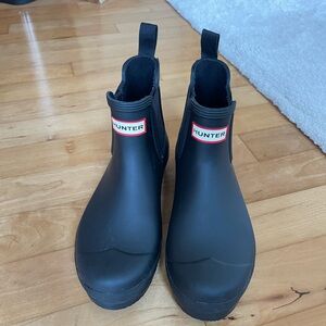 Hunter Classic Black Short Boots